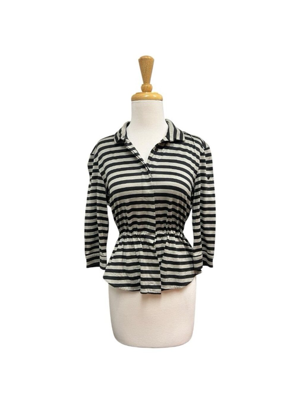 Akris Punto Striped Gray and Black Top Size 6 Collared Blouse